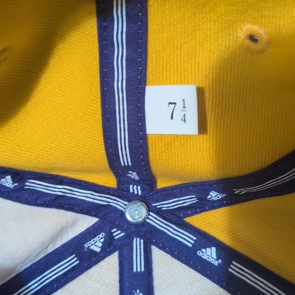 Vintage Adidas Los Angeles Lakers Gold Cap 7 1/4